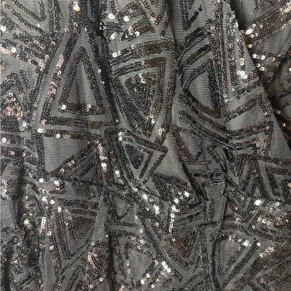 NWT !! City Chic Black Sequin Long Sleeve Dress- Women’s Plus Size 18 - Picture 3 of 4